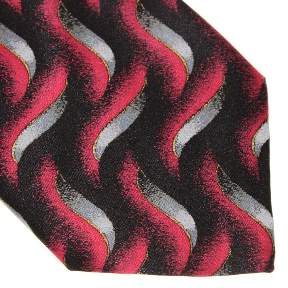Brioni NWOT Neck Tie in Red / Black / Silver Abstract Print 100% Silk